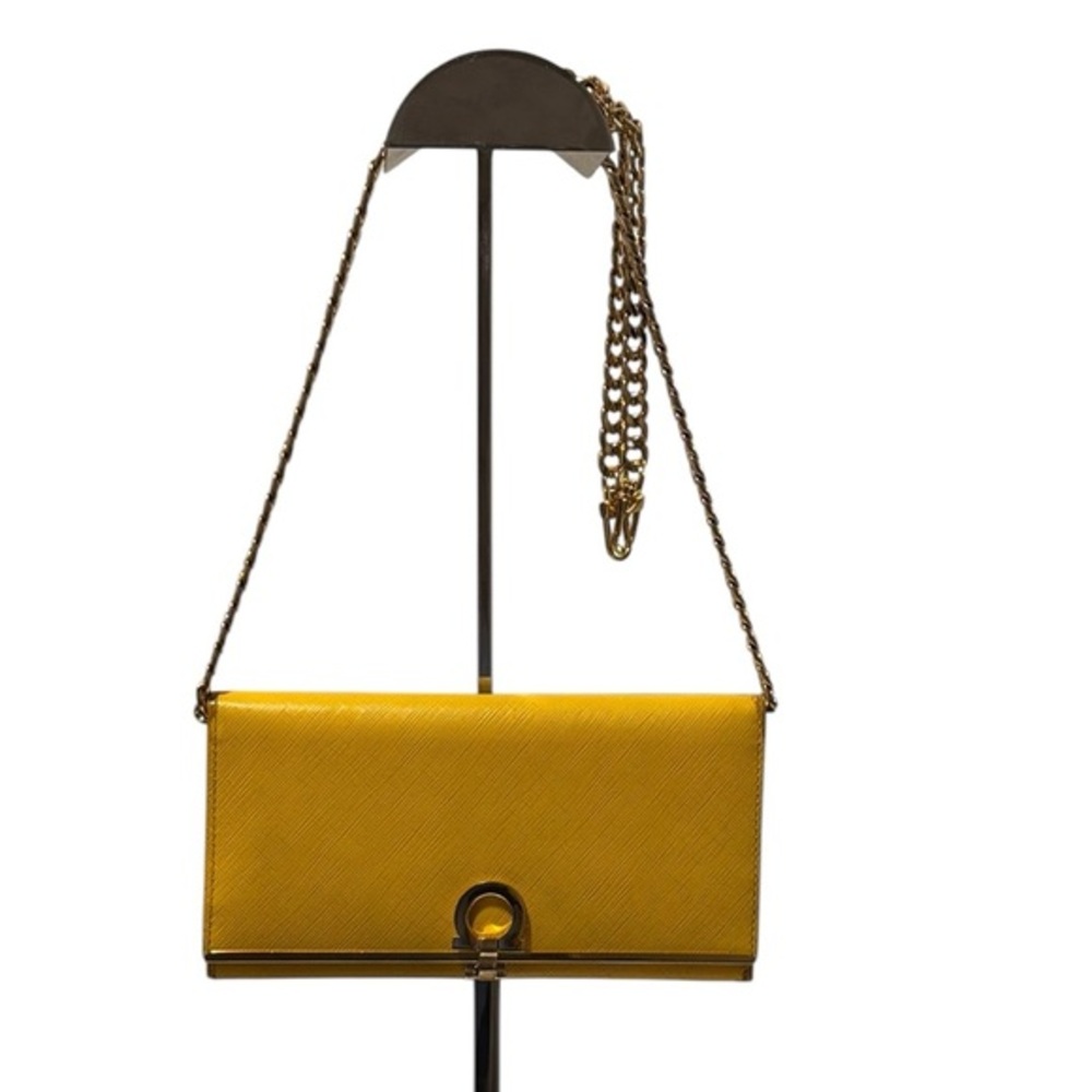 SALVATORE FERRAGAMO GANCINI ICONA CONTINENTAL WALLET AUTHENTIC - YELLOW
